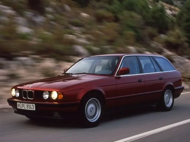 BMW 5-Series (E34) 3 поколение, универсал (09.1991 - 02.1994)